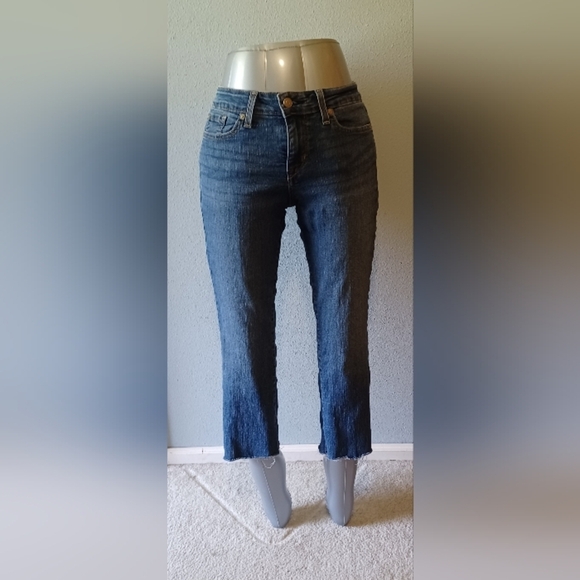 🍒 Levi's Signature Denim Raw Hem Jeans - Picture 2 of 9